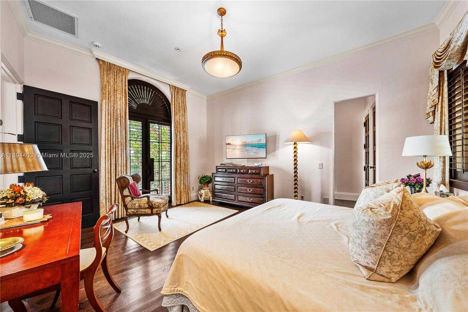 Small Image of 50 CASUARINA CONCOURSE, Coral Gables Number 44
