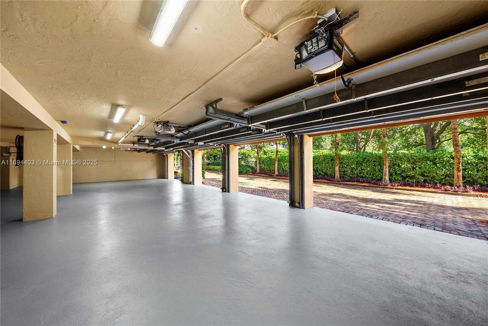 Small Image of 50 CASUARINA CONCOURSE, Coral Gables Number 48