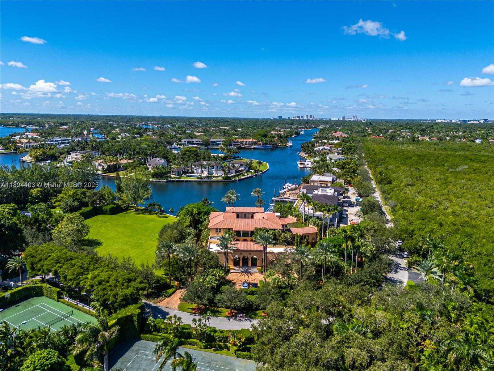 Small Image of 50 CASUARINA CONCOURSE, Coral Gables Number 51