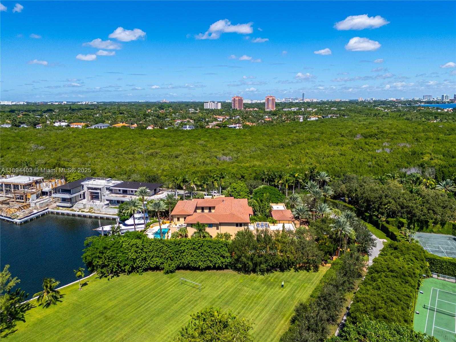 Small Image of 50 CASUARINA CONCOURSE, Coral Gables Number 54