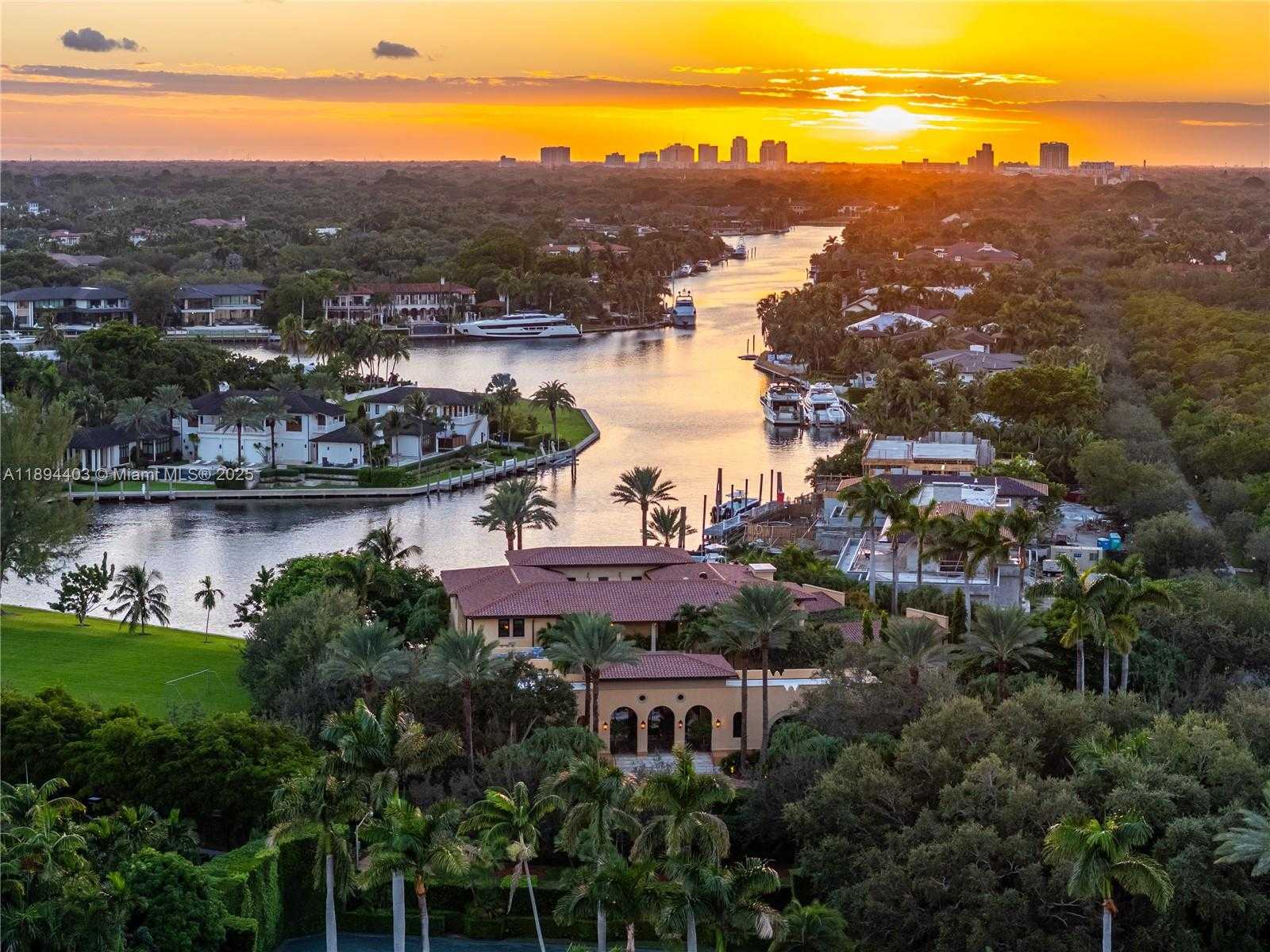 Small Image of 50 CASUARINA CONCOURSE, Coral Gables Number 56