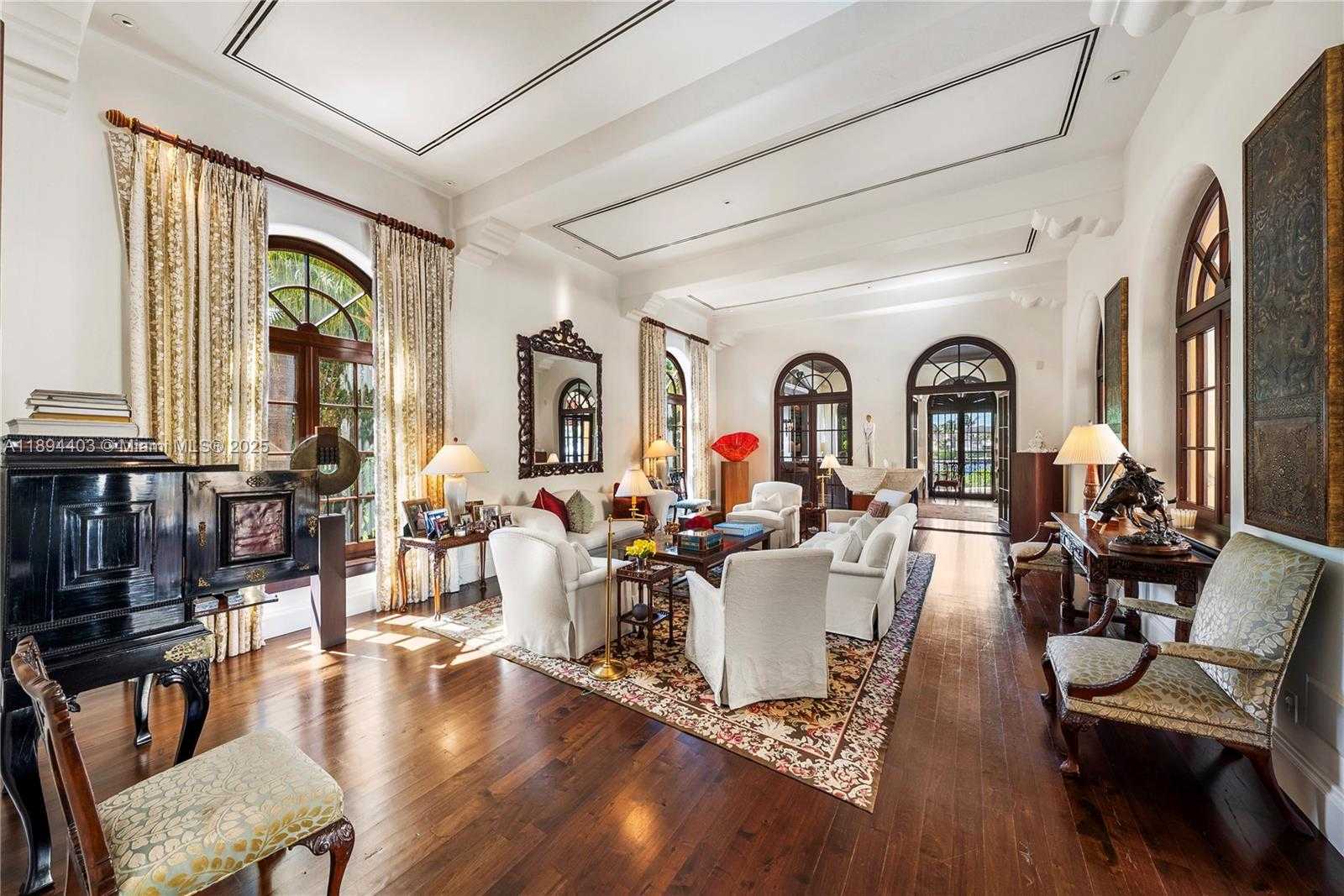Small Image of 50 CASUARINA CONCOURSE, Coral Gables Number 9