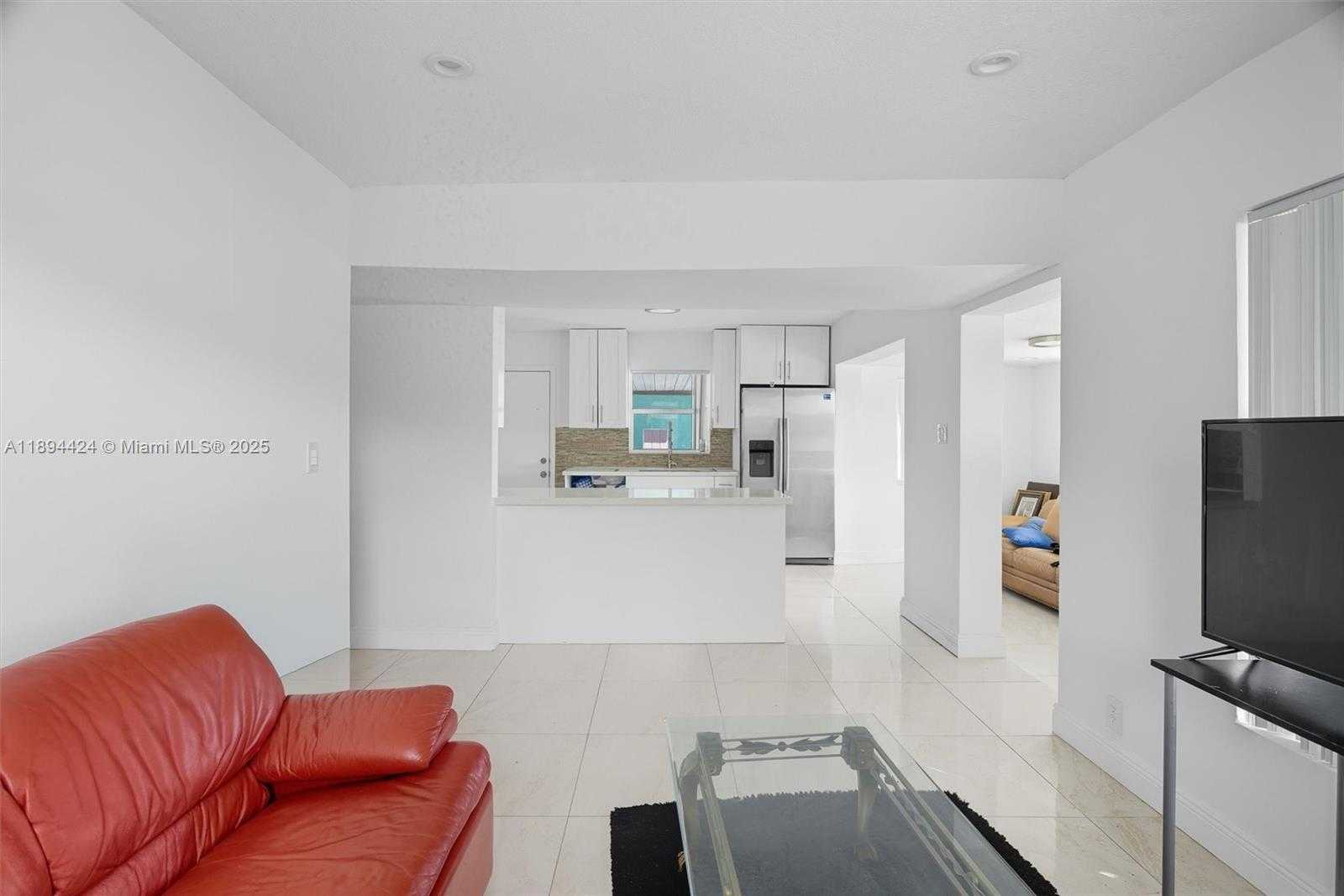 Small Image of 510 NORTH 56TH AVE, Hollywood Number 9