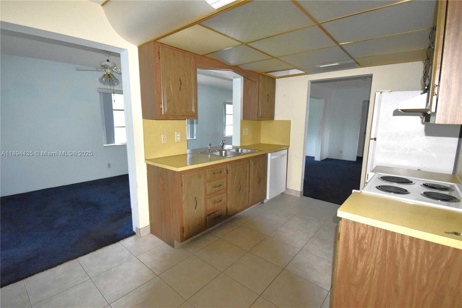 Small Image of 1301 CAMPANELLI DR, Plantation Number 2