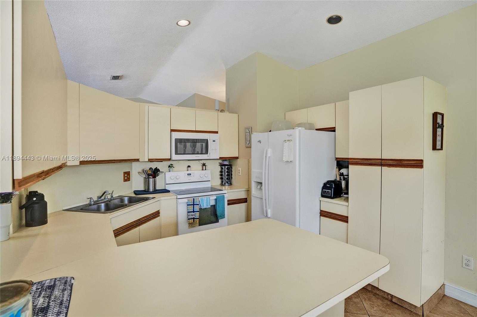 Small Image of 29861 SOUTH WEST 165TH AVE, Homestead Number 16