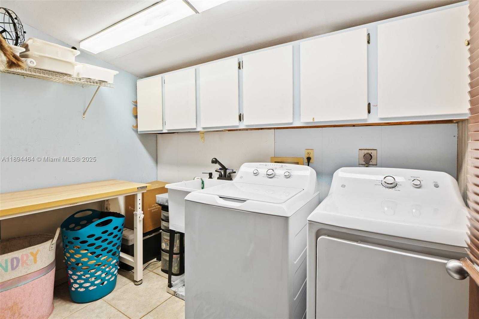 Small Image of 5614 HOPE ST, Hollywood Number 12
