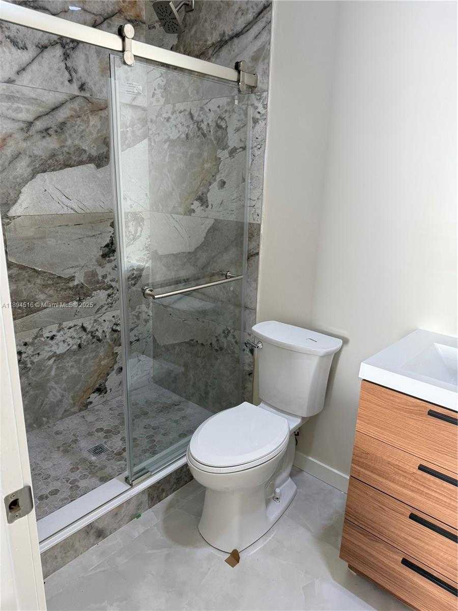 Small Image of 2273 PHOENIX AVE, Davie Number 12