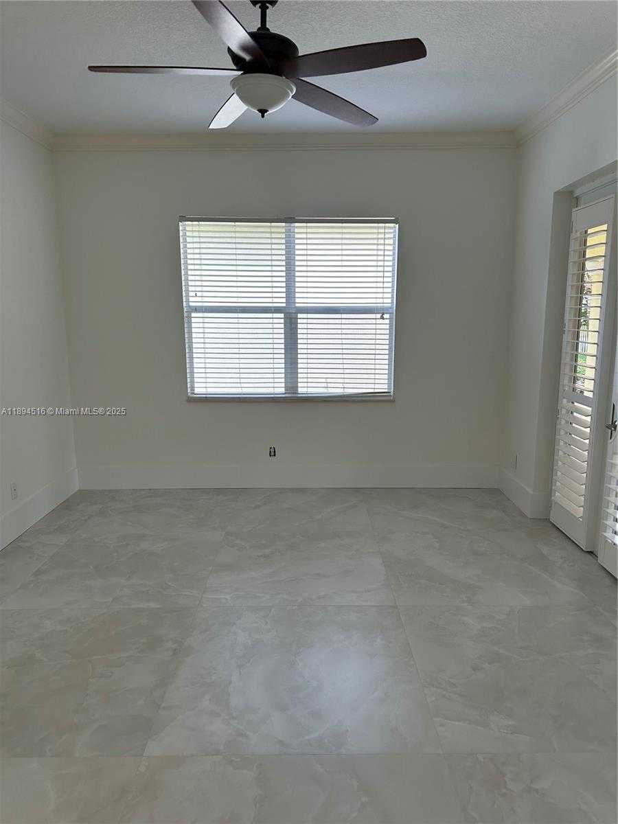 Small Image of 2273 PHOENIX AVE, Davie Number 13