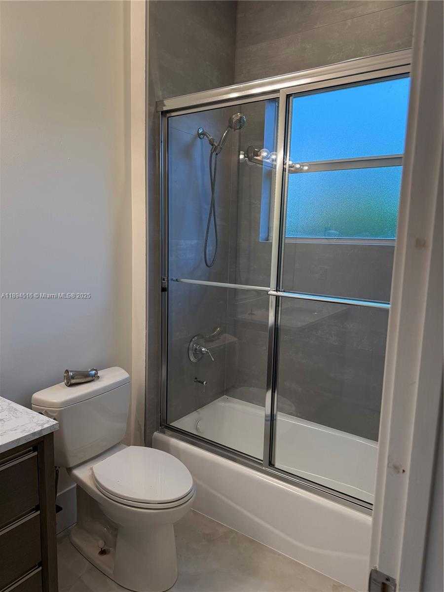 Small Image of 2273 PHOENIX AVE, Davie Number 15