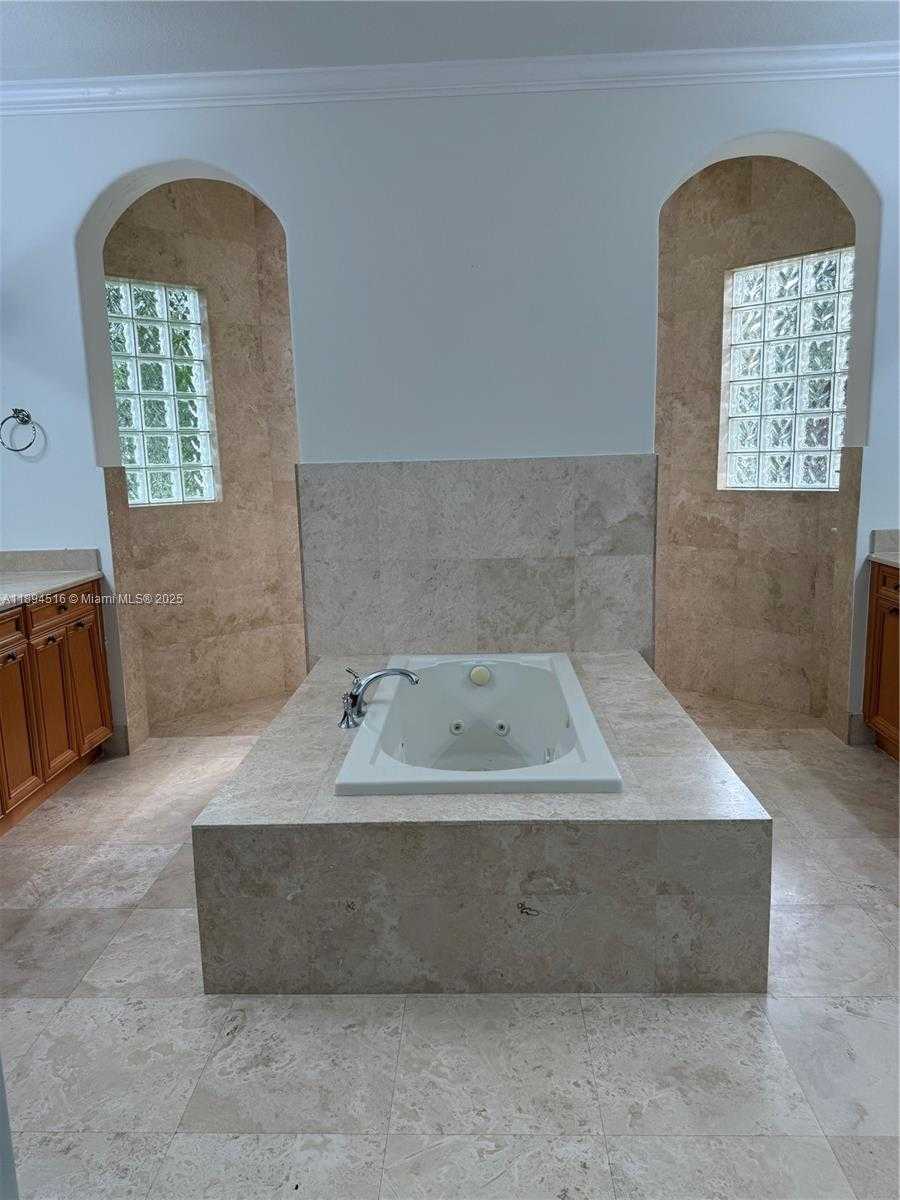 Small Image of 2273 PHOENIX AVE, Davie Number 17