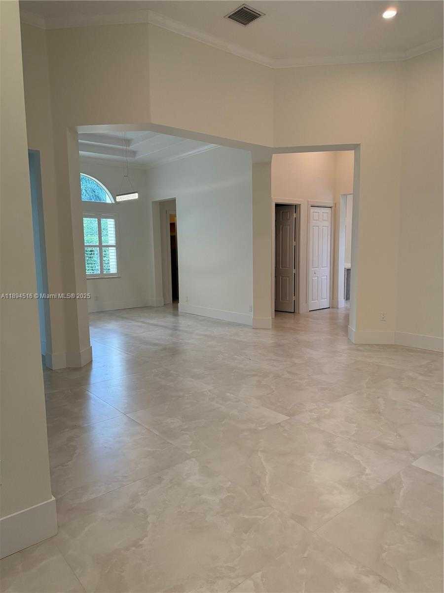 Small Image of 2273 PHOENIX AVE, Davie Number 9