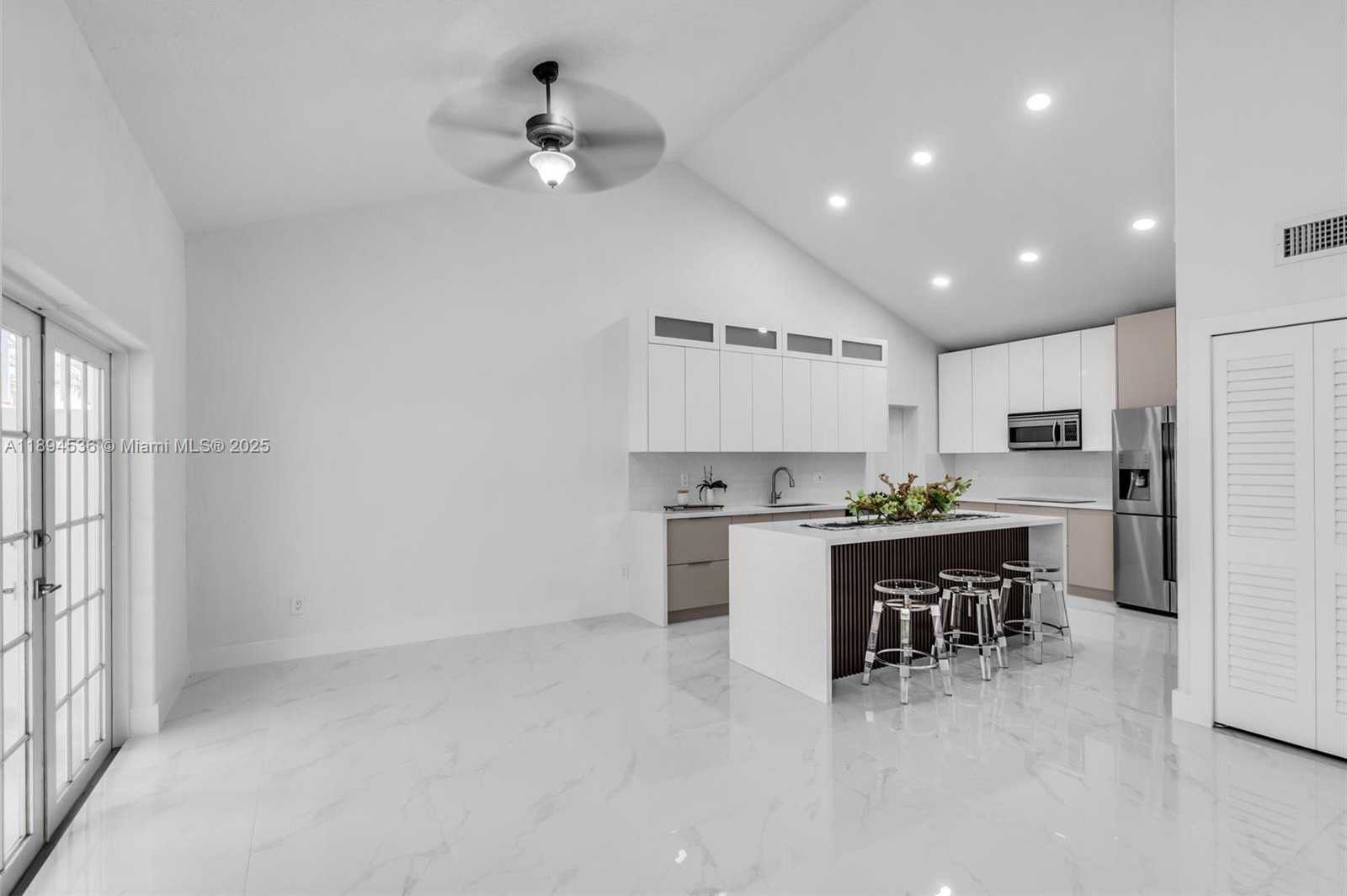 Small Image of 14820 NORTH WEST 87TH CT, Miami Lakes Number 11