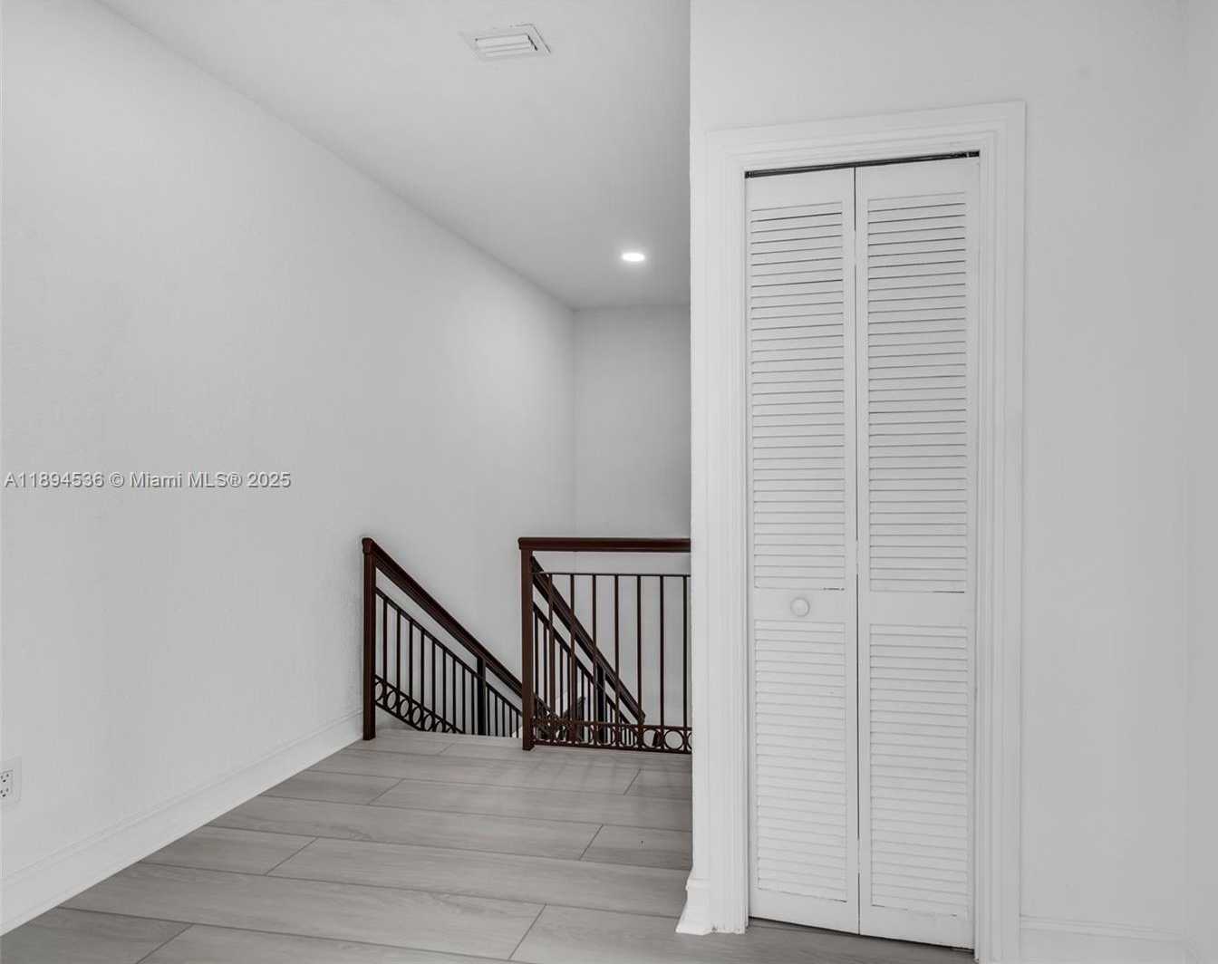 Small Image of 14820 NORTH WEST 87TH CT, Miami Lakes Number 32