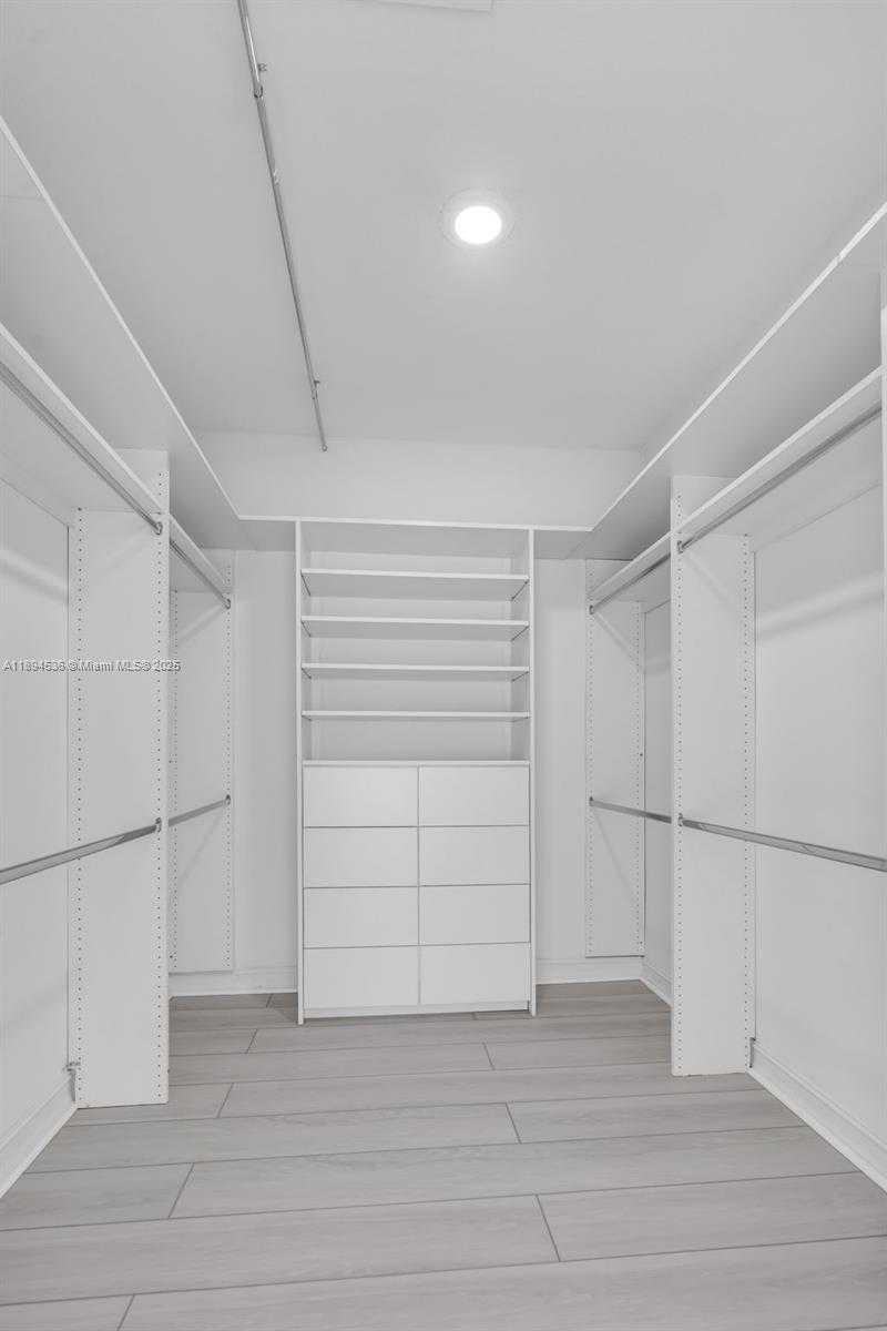 Small Image of 14820 NORTH WEST 87TH CT, Miami Lakes Number 38