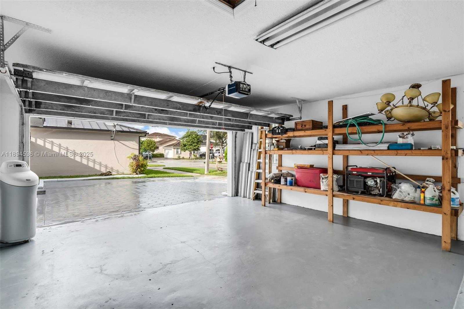 Small Image of 14820 NORTH WEST 87TH CT, Miami Lakes Number 42