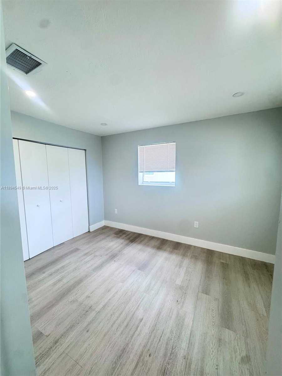 Small Image of 3731 SOUTH WEST 58TH TER, Davie Number 6