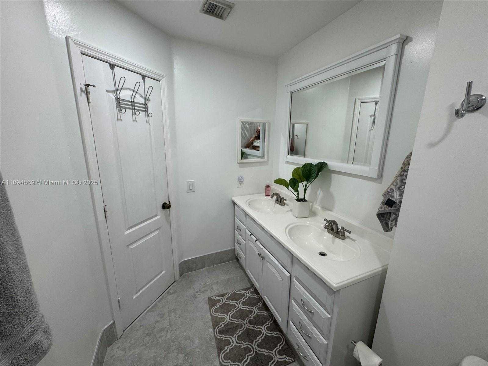 Small Image of 4760 SOUTH WEST 153RD TER, Miramar Number 50