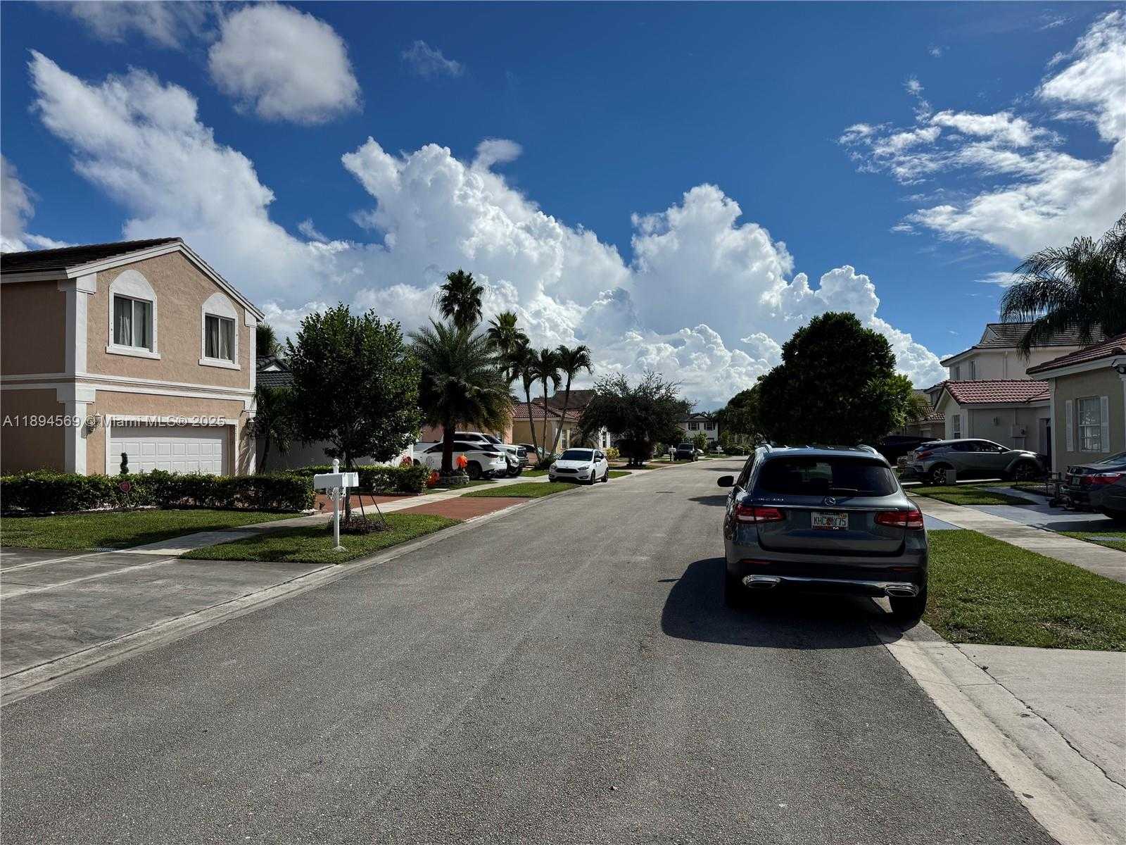 Small Image of 4760 SOUTH WEST 153RD TER, Miramar Number 6