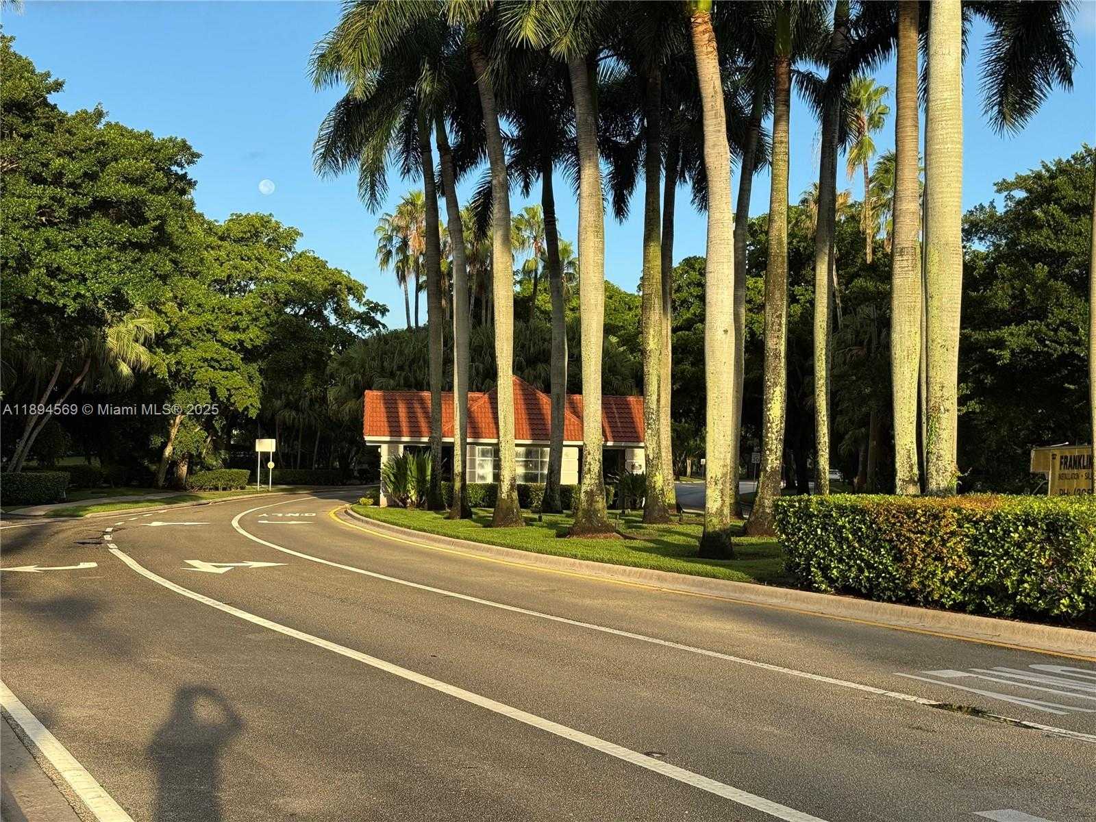 Small Image of 4760 SOUTH WEST 153RD TER, Miramar Number 61
