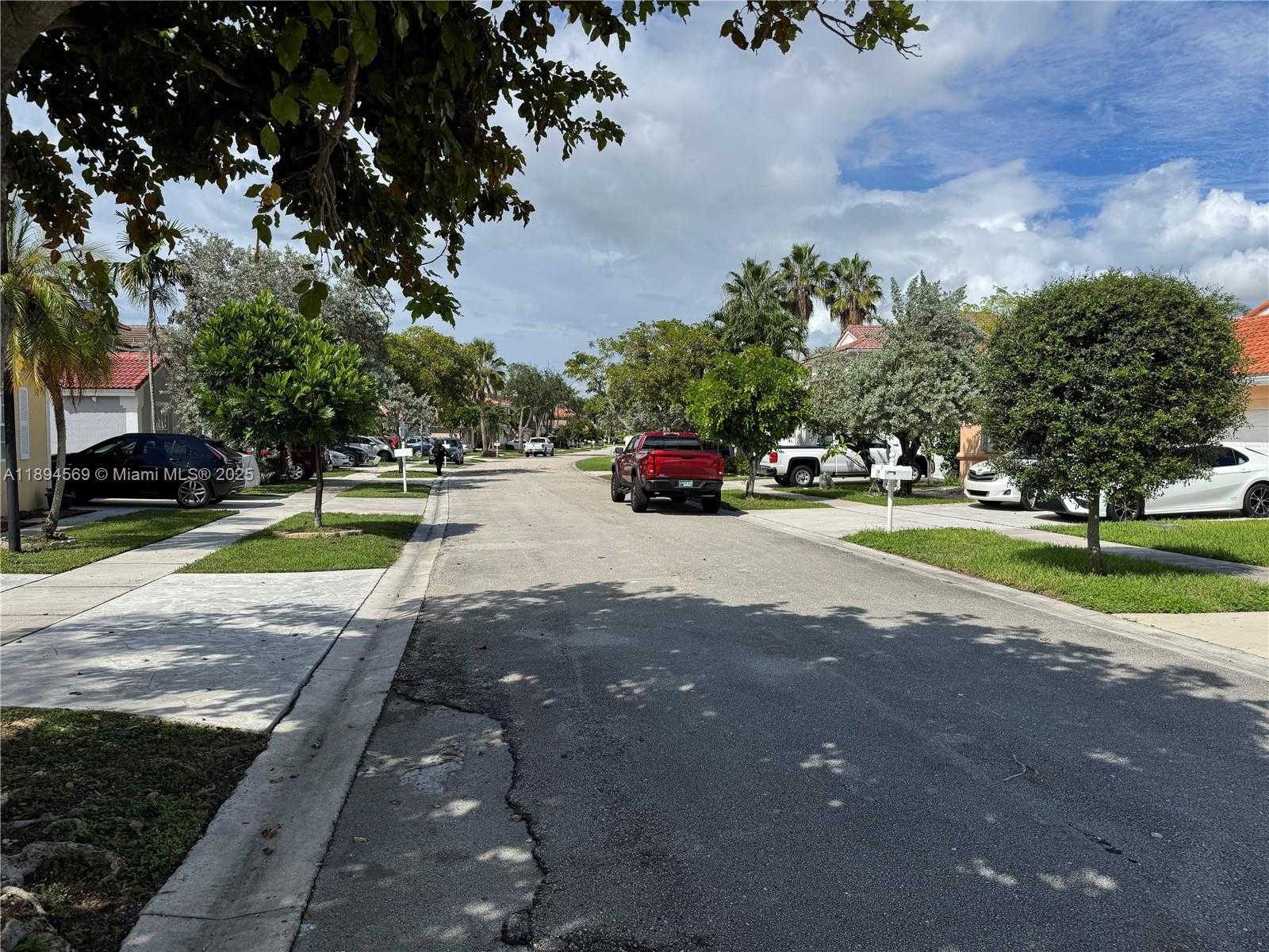 Small Image of 4760 SOUTH WEST 153RD TER, Miramar Number 7