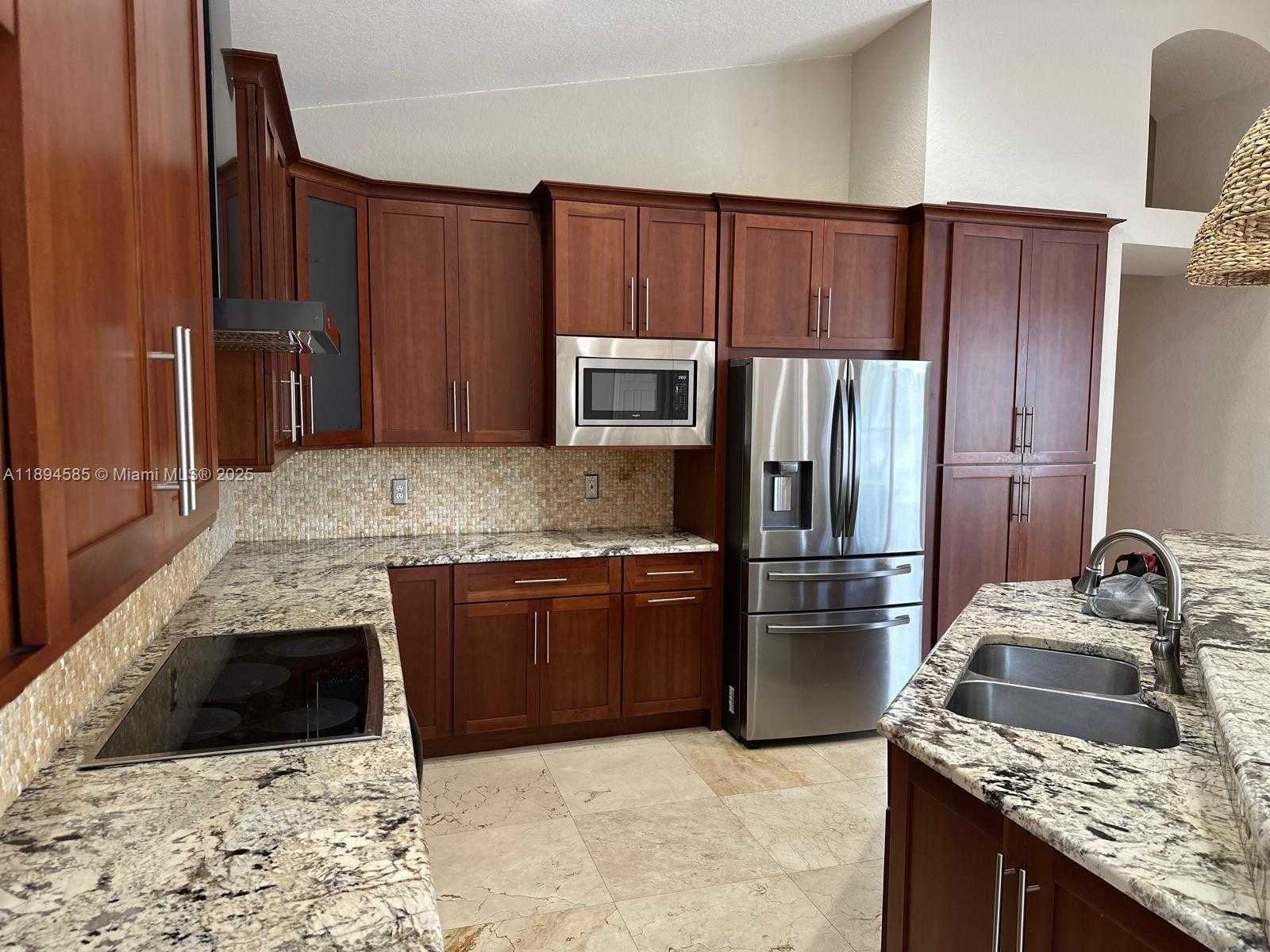 Small Image of 18580 SOUTH WEST 44TH ST, Miramar Number 2