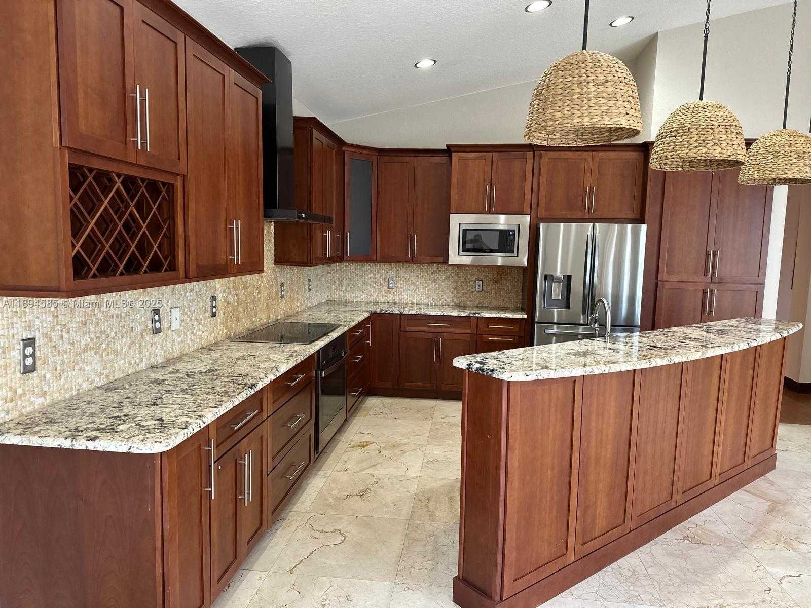 Small Image of 18580 SOUTH WEST 44TH ST, Miramar Number 3