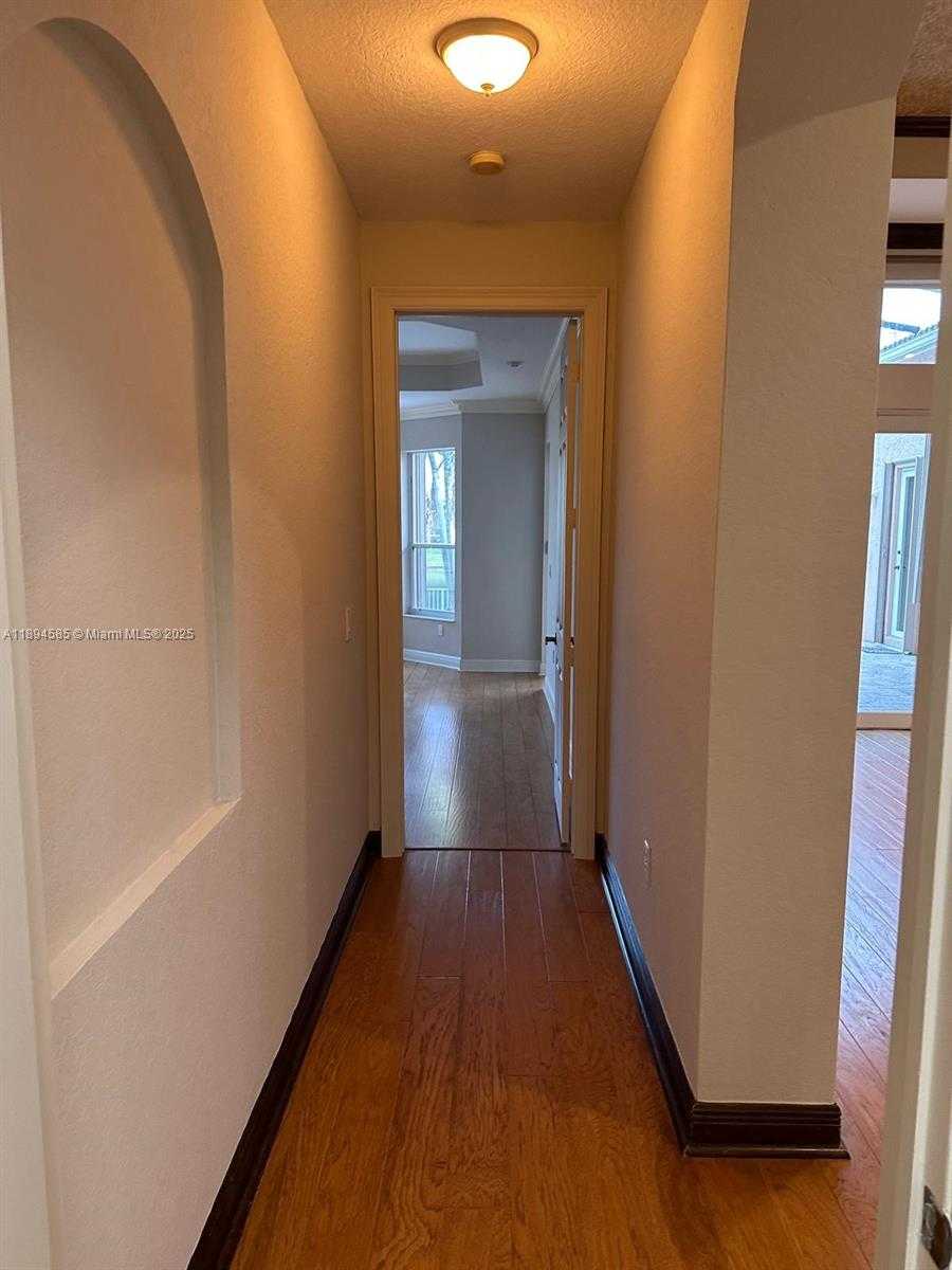 Small Image of 18580 SOUTH WEST 44TH ST, Miramar Number 59