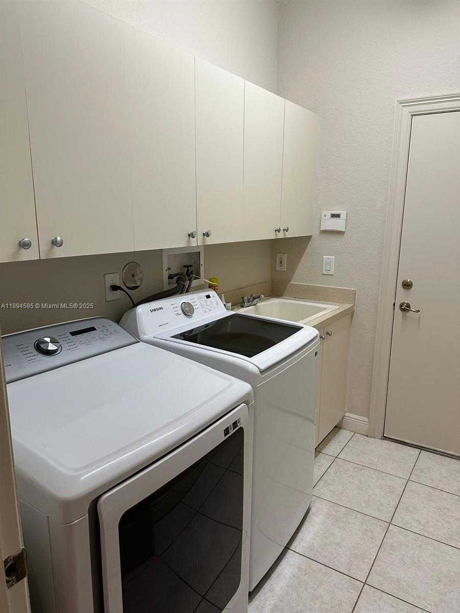 Small Image of 18580 SOUTH WEST 44TH ST, Miramar Number 61