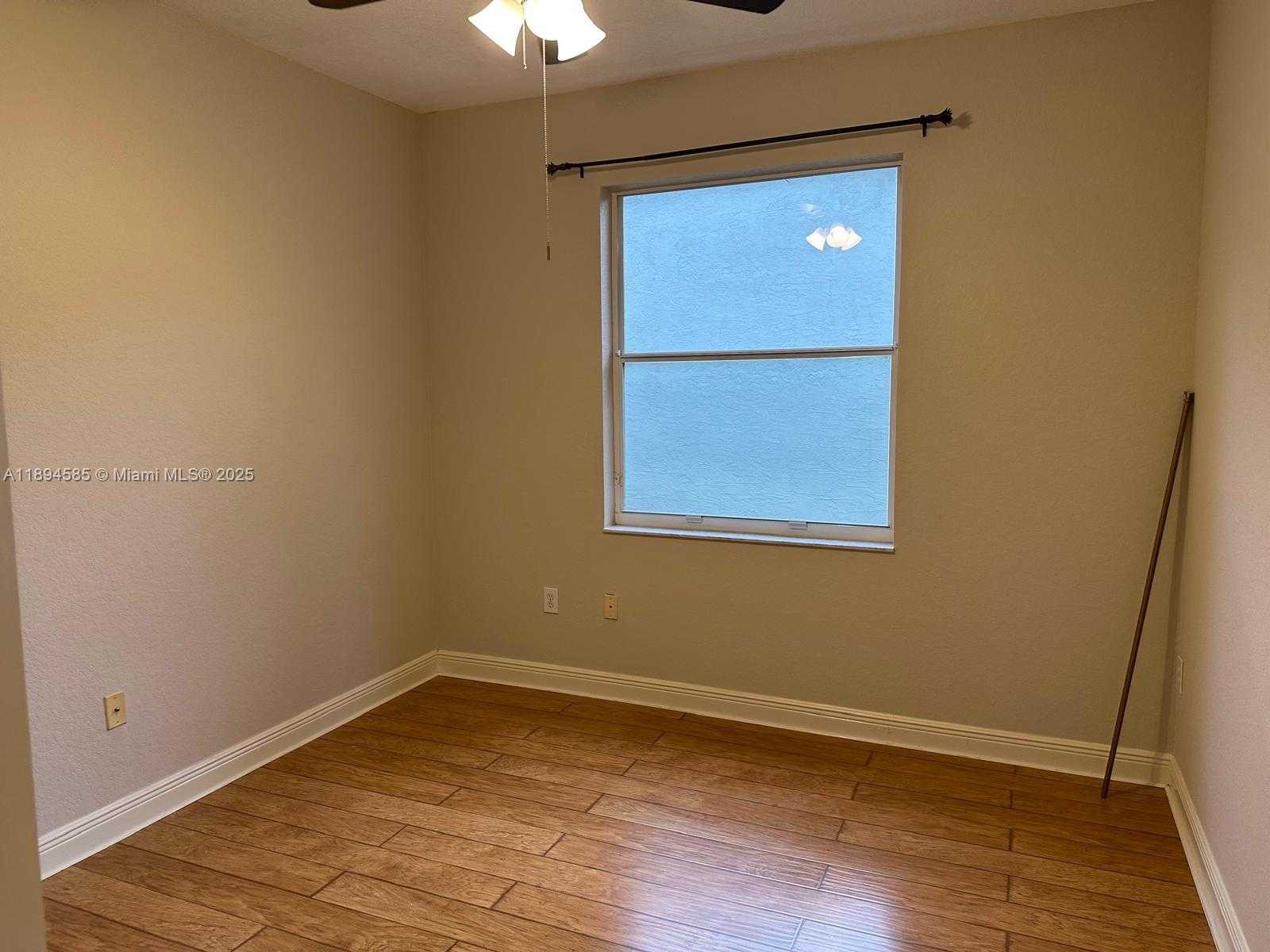 Small Image of 18580 SOUTH WEST 44TH ST, Miramar Number 64