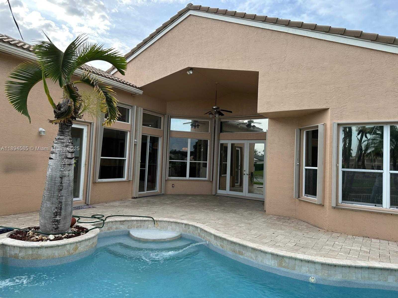 Small Image of 18580 SOUTH WEST 44TH ST, Miramar Number 75