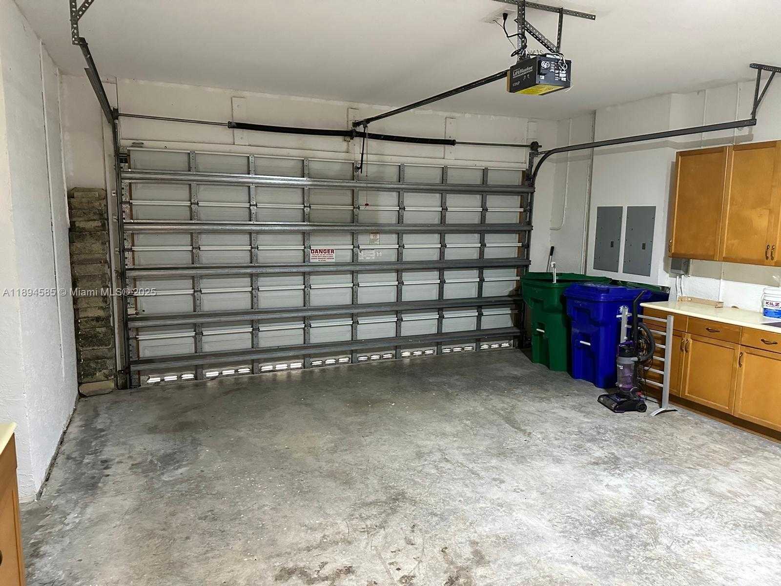 Small Image of 18580 SOUTH WEST 44TH ST, Miramar Number 76