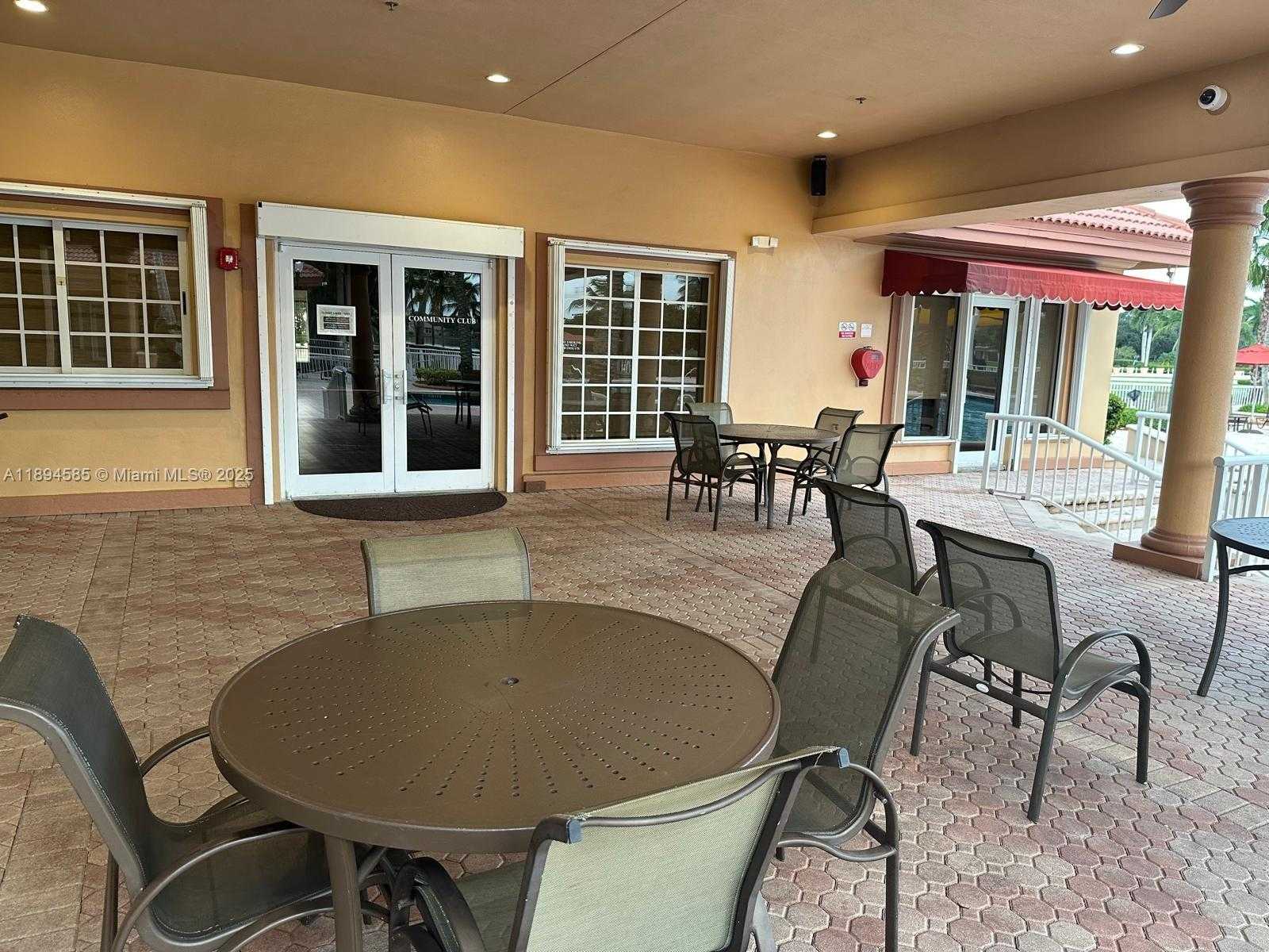 Small Image of 18580 SOUTH WEST 44TH ST, Miramar Number 77