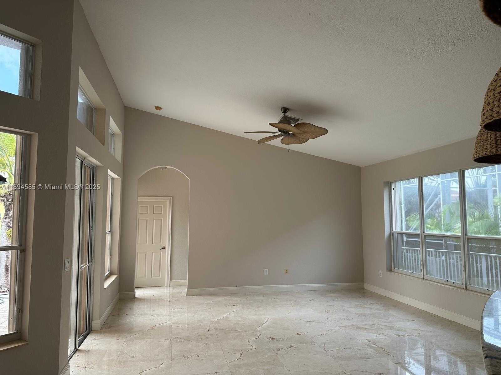 Small Image of 18580 SOUTH WEST 44TH ST, Miramar Number 8