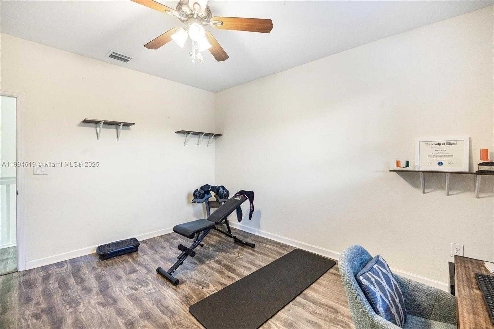 Small Image of 415 SOUTH EAST 34TH TER, Homestead Number 23
