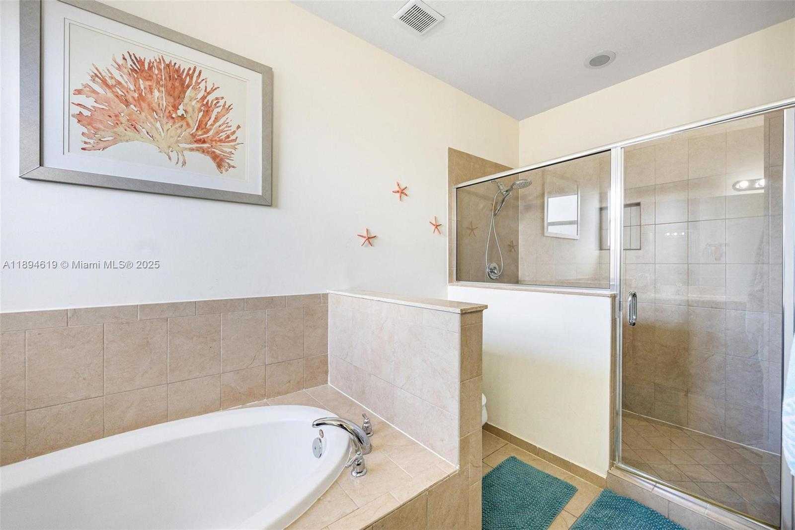 Small Image of 415 SOUTH EAST 34TH TER, Homestead Number 37