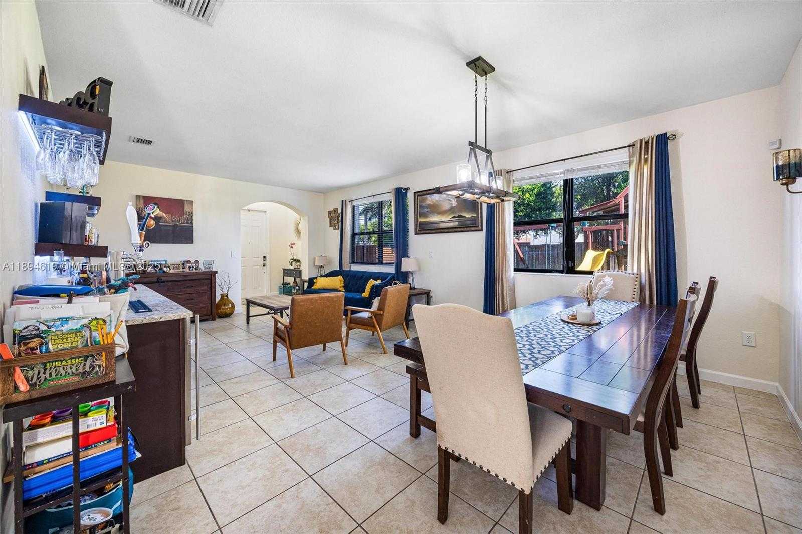 Small Image of 415 SOUTH EAST 34TH TER, Homestead Number 5
