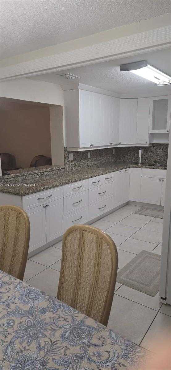 Small Image of 7160 WEST 10TH AVE, Hialeah Number 13