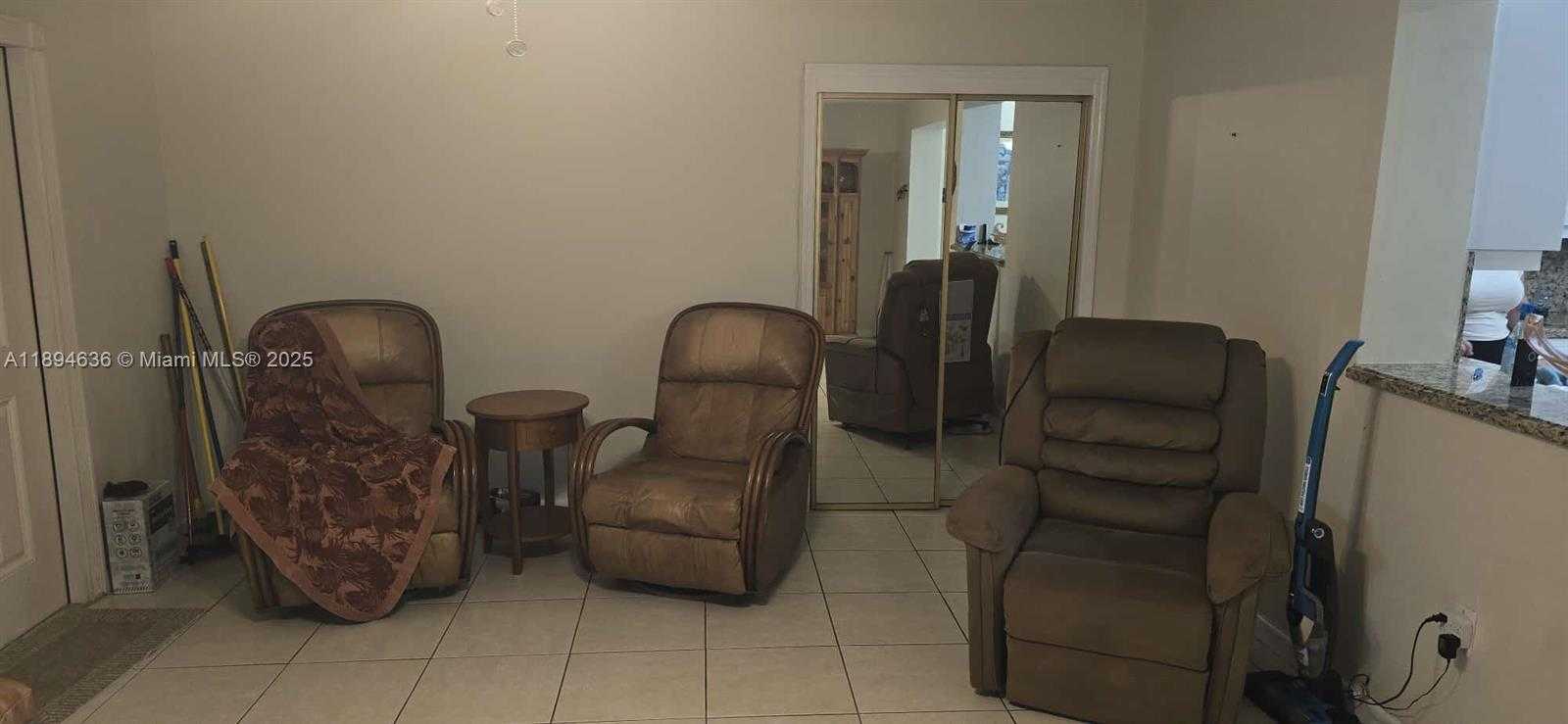Small Image of 7160 WEST 10TH AVE, Hialeah Number 18