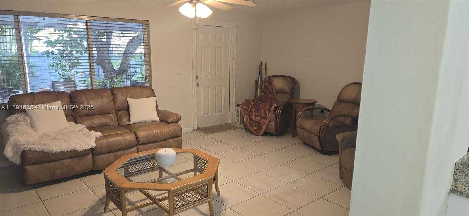 Small Image of 7160 WEST 10TH AVE, Hialeah Number 19