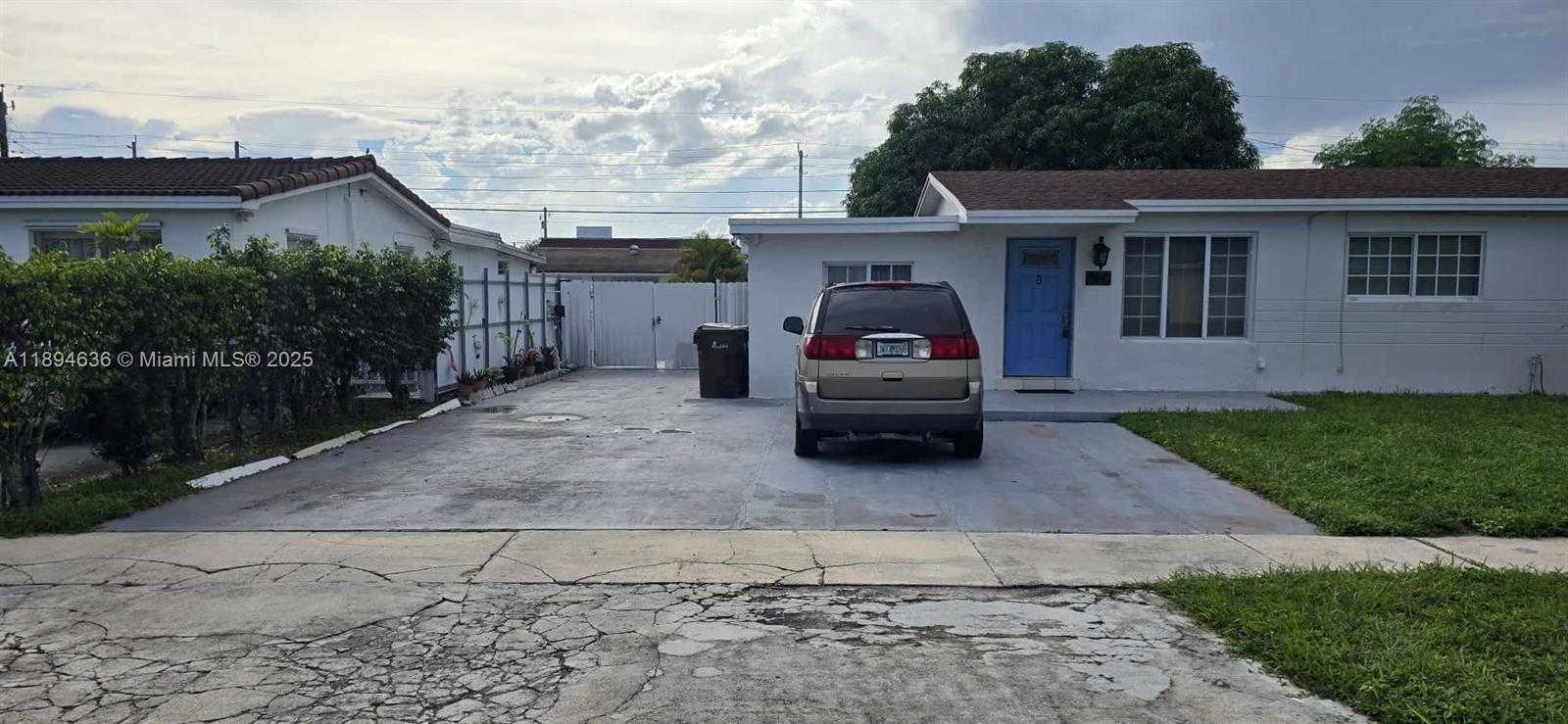 Small Image of 7160 WEST 10TH AVE, Hialeah Number 3