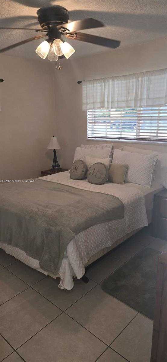 Small Image of 7160 WEST 10TH AVE, Hialeah Number 33