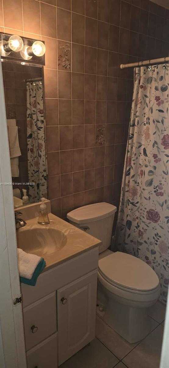 Small Image of 7160 WEST 10TH AVE, Hialeah Number 35