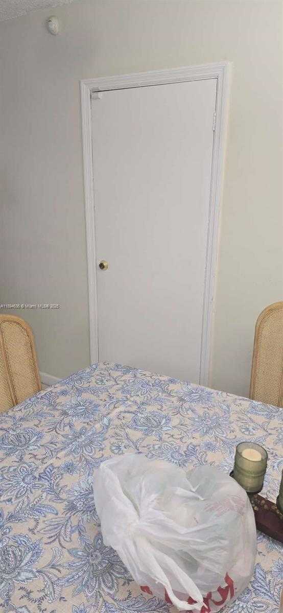 Small Image of 7160 WEST 10TH AVE, Hialeah Number 40