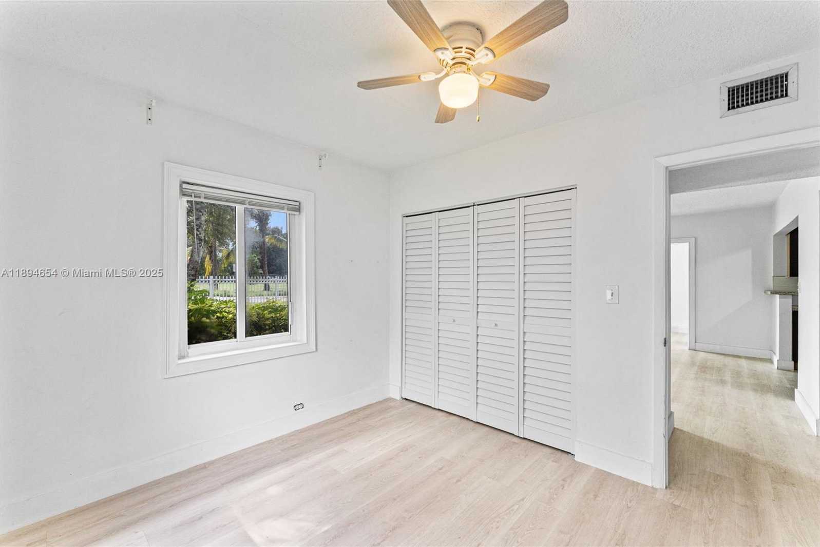 Small Image of 16315 NORTH WEST 24TH AVE, Miami Gardens Number 18