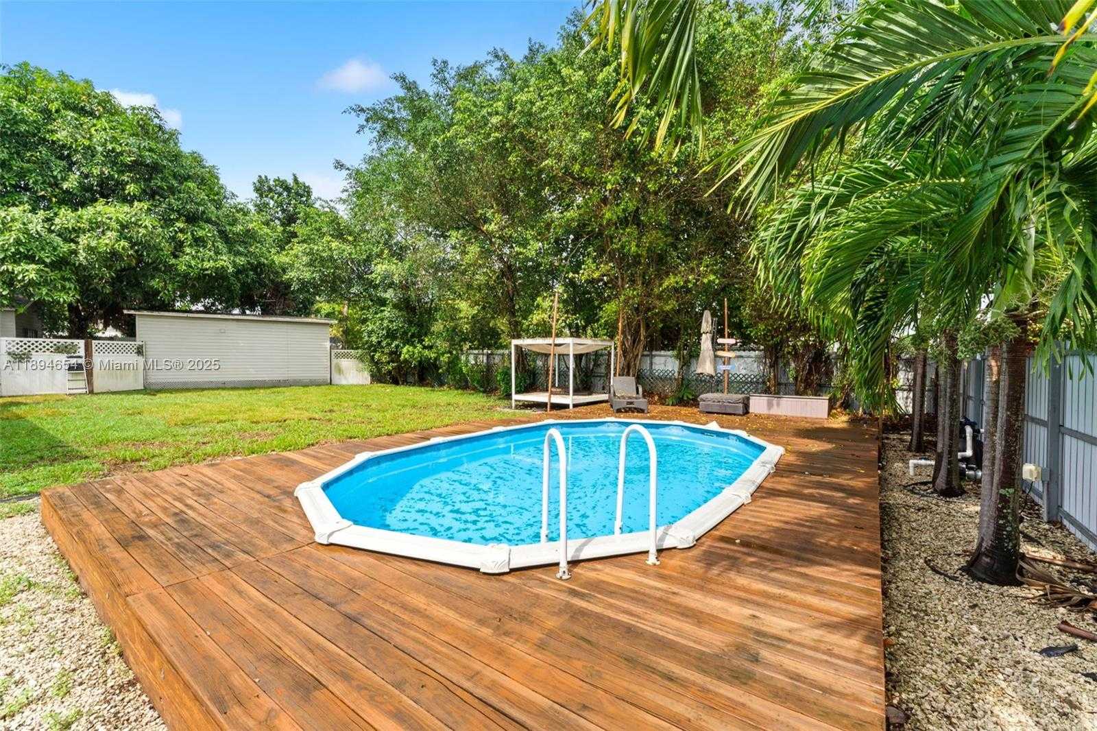 Small Image of 16315 NORTH WEST 24TH AVE, Miami Gardens Number 31