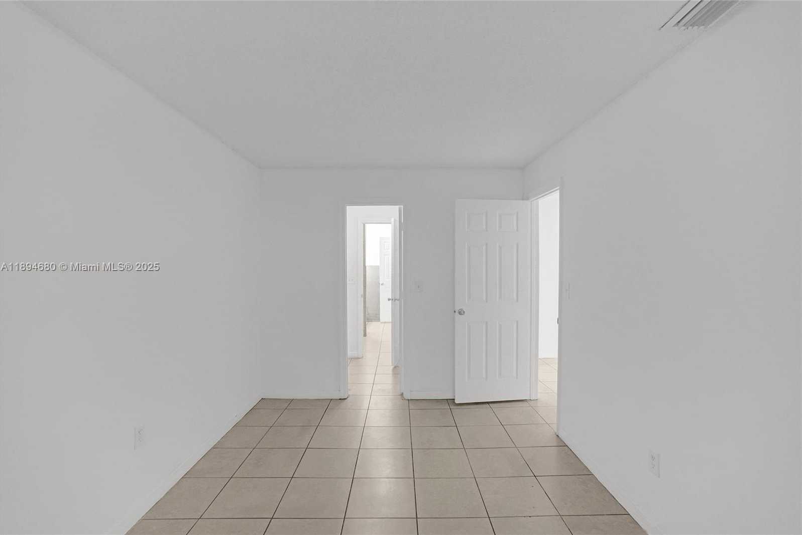 Small Image of 3876 NORTH WEST 207TH ST RD, Miami Gardens Number 16