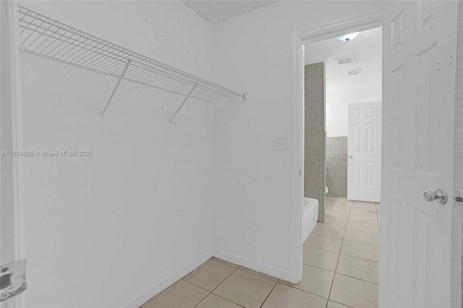 Small Image of 3876 NORTH WEST 207TH ST RD, Miami Gardens Number 17