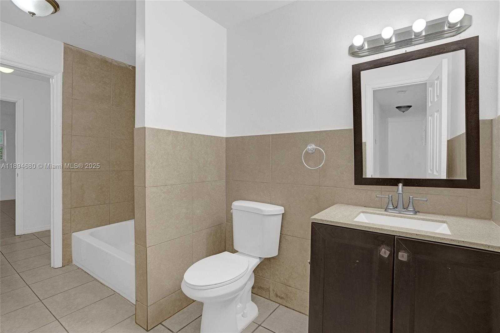 Small Image of 3876 NORTH WEST 207TH ST RD, Miami Gardens Number 21