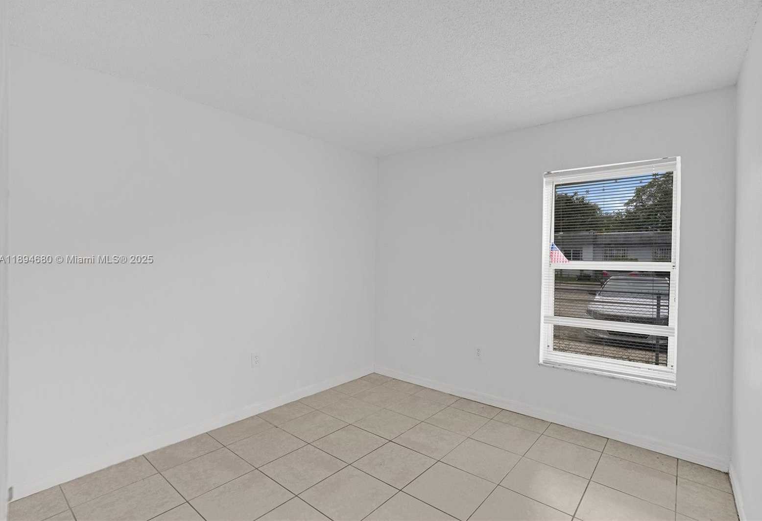 Small Image of 3876 NORTH WEST 207TH ST RD, Miami Gardens Number 22