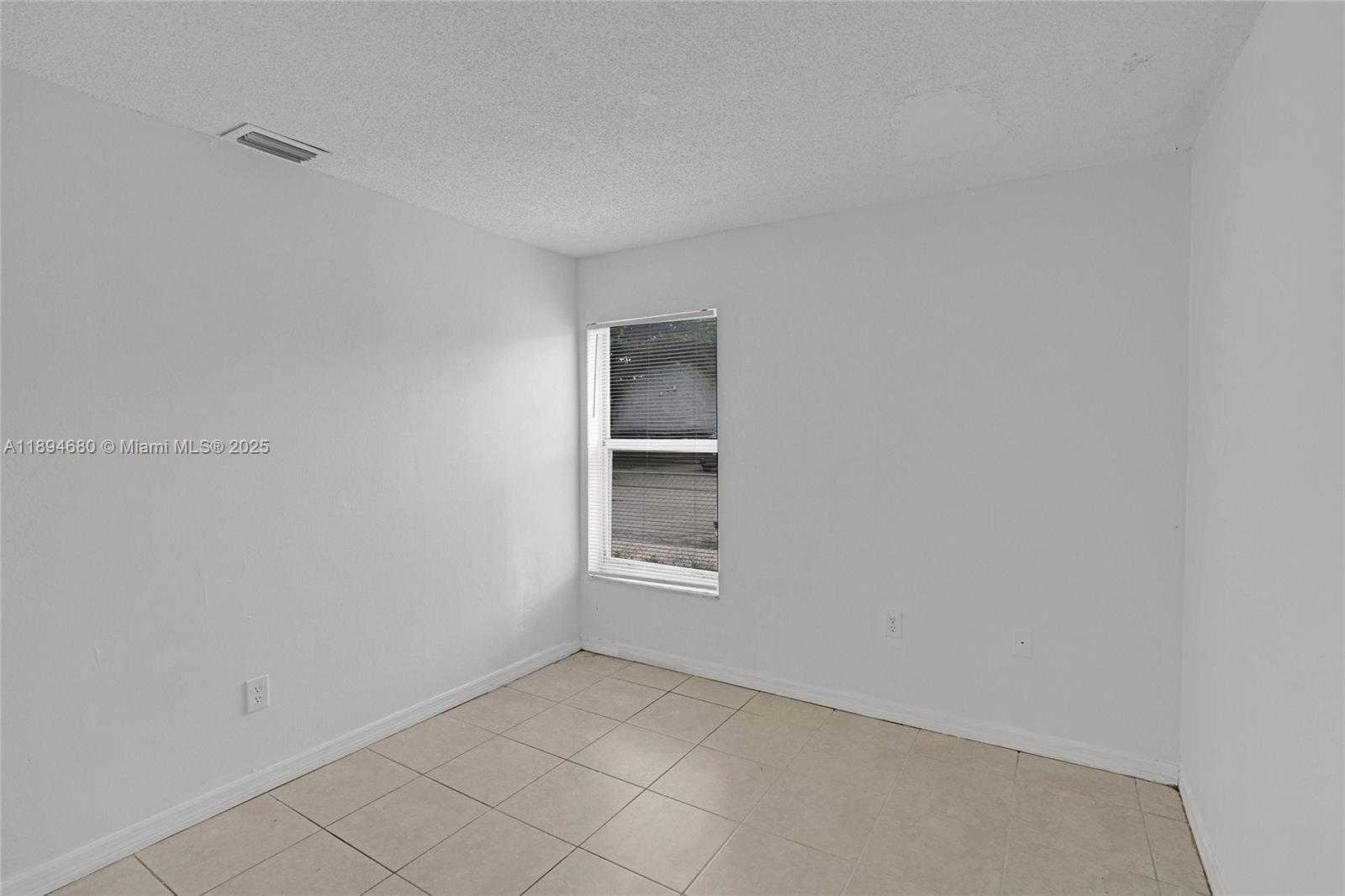 Small Image of 3876 NORTH WEST 207TH ST RD, Miami Gardens Number 29
